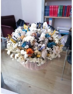 Small desk centrepiece